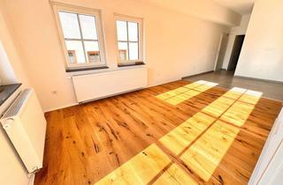 Wohnung kaufen in Erlanger Straße 11, 91093 Heßdorf, Provisionsfrei - Renovierte 3 Zimmer Wohnung mit Terrasse und Stellplatz in Heßdorf