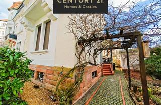 Penthouse kaufen in 66121 Saarbrücken, KERNSANIERTES 217M² LUXUS PENTHOUSE MIT DACHTERR. AM STADEN IN WUNDERVOLLER VILLA, GAR + 3 STELLPL.