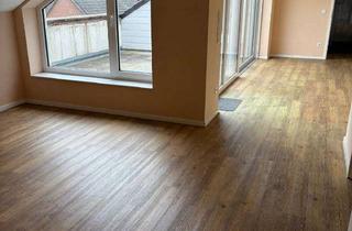 Wohnung mieten in Hamminkelner Landstraße 163, 46487 Wesel, Helle 2,5-Zimmer Dachgeschosswohnung mit Dachterrasse in Wesel