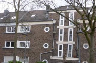 Wohnung mieten in Peter-Loer-Str., 41462 Neuss, *** Gemütliche 2 1/2-Zimmerwohnung mit EBK und Balkon ***