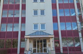 Wohnung mieten in Anton-Schuster-Straße 12, 96052 Gartenstadt, Barrierefreie 1-Zimmer Wohnung mit Balkon im Servicewohnen Sonnenpark (betreutes Wohnen), Bamberg