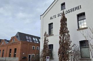 Wohnung kaufen in 96052 Bamberg, Möblierte Galeriewohnung im historischen Ensemble der Alten Schlosserei