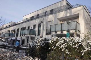 Penthouse kaufen in 50858 Weiden, Bildhübsches Penthouse mit Dachterrasse in unverbauter grüner Randlage!