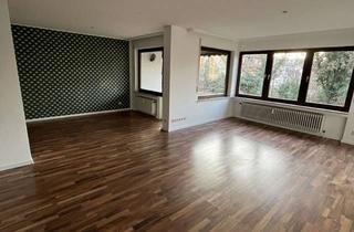 Wohnung kaufen in Burgstraße 15, 73207 Plochingen, Attraktive 4,5-Zimmer Wohnung mitten in der Stadt. Sonnige und ruhige SW-Lage mit Blick ins Grüne