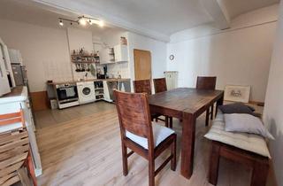 Wohnung mieten in August-Bebel-Straße 155 b, 33602 Innenstadt, Schöne Wohnung mit riesen Wohnküche, 3er Wg tauglich!