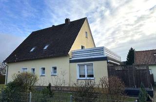 Haus kaufen in 33829 Borgholzhausen, Großzügiges 2-Familienhaus in Borgholzhausen-Westbarthausen mit Traumgrundstück & Garage