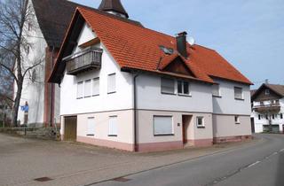 Haus kaufen in Altensteiger Straße, 72294 Grömbach, Geräumiges Wohnhaus mit Doppelgarage