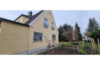 Einfamilienhaus kaufen in 86368 Gersthofen, Baugrundstück mit Altbestand in guter Lage