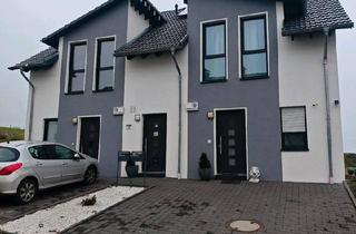 Haus kaufen in 57334 Bad Laasphe, Bad Laasphe - Doppelhaus zu verkaufen