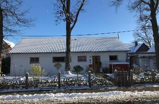 Haus kaufen in 90617 Puschendorf, Puschendorf - Barrierefreies Holzhaus mit schönem Garten in ruhiger Lage