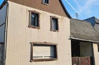 Einfamilienhaus kaufen in 56299 Ochtendung, Ochtendung - Einfamilienhaus mit Anbau und Halle