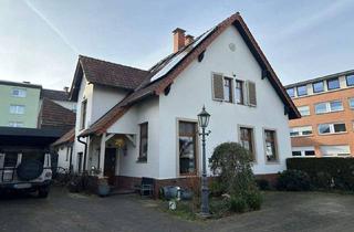 Haus kaufen in 59423 Unna, Unna - Historisches Stadthaus mit flexiblem Wohnkonzept, Kamin und Photovoltaik