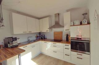 Wohnung mieten in Petersweg, 22946 Großensee, Stilvolle, neuwertige 4-Zimmer-Wohnung mit Balkon und EBK in Großensee