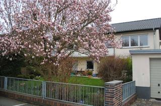 Wohnung mieten in Meisenweg, 64342 Seeheim-Jugenheim, Attraktive 4-Zimmer-Wohnung mit 2 Balkonen in ruhiger Sackgasse im Ortsteil Seeheim