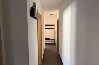 Wohnung mieten in Weimarische Straße 3a, 07407 Rudolstadt, Moderne Dachgeschosswohnung mit großem Wohnzimmer + Balkon