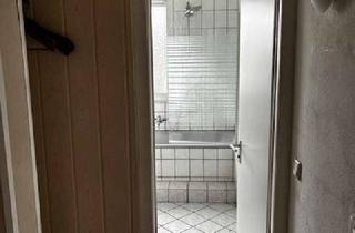 Wohnung mieten in Astilbenstraße 32, 42369 Ronsdorf, 4-Zimmer-Wohnung mit Balkon im Hochparterre in Wuppertal-Ronsdorf