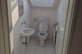 Wohnung mieten in Torstraße 25, 72070 Tübingen, Helle 3-Zimmer-Dachgeschosswohnung mit Balkon, Dachterrasse & Garage in Tübingen-Hirschau