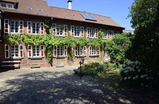 Haus kaufen in 67271 Kleinkarlbach, Historisches Anwesen mit 10.000 m² Land – für Menschen mit Tieren, Raumanspruch und Vision