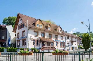 Anlageobjekt in 77815 Bühl, Perfekt für Monteurswohnungen: Zwei Häuser in Bühl-Neusatz