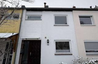 Haus kaufen in Gorch-Fock-Straße 32, 24576 Bad Bramstedt, Reihenmittelhaus mit 5 Zimmern in Bad Bramstedt