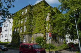 Wohnung kaufen in Esmarchstraße 18, 24105 Blücherplatz, Großzügige Altbauwohnung in Düsternbrook