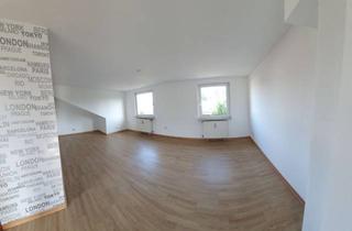 Wohnung mieten in Graseggerstraße 128, 50737 Longerich, Charmante 2,5-Zimmer Dachgeschosswohnung in Köln-Longerich