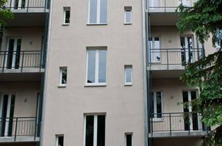 Wohnung mieten in Wachsmuthstraße, 04229 Kleinzschocher, Leipzig-Plagwitz! NEU SANIERTE attraktive 2,5-Raumwohnung EG barrierearm, WG geeignet ab 01.03