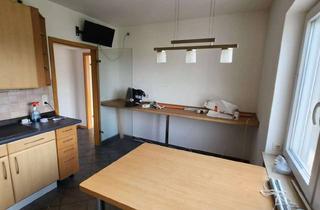 Wohnung mieten in Wuppertalerstr. 53, 42653 Gräfrath, Helle 2,5-Zimmer Wohnung mit Terrasse in Solingen-Gräfrath