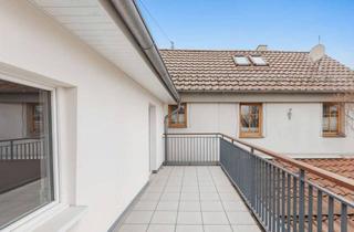 Einfamilienhaus kaufen in 73257 Köngen, Entkerntes Einfamilienhaus mit Blakon und Terrasse