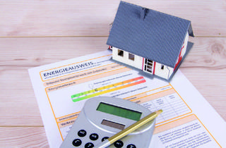 Grundstück zu kaufen in 81249 München, MÜNCHNER IG: Traumgrundstück mit Baugenehmigung für ca. 274 qm Fläche nach DIN 277!