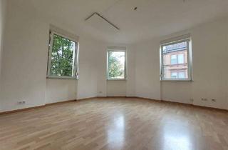 Wohnung kaufen in 68163 Mannheim, Mannheim - Charmante, frisch renovierte 3-Zimmer-Altbauwohnung mit Balkon im Herzen von MA-Lindenhof ab sofort zu verkaufen.