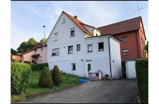 Haus kaufen in 71364 Winnenden, Winnenden - 2 Familien Haus mit Lange Garage und 5 Stellplätze