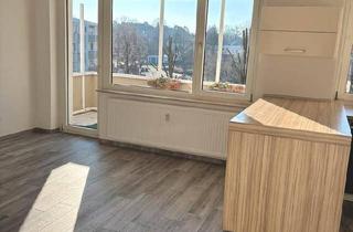 Wohnung kaufen in 29227 Celle, Celle - Moderne 3-Zimmer-Eigentumswohnung mit Balkon in ruhiger Lage