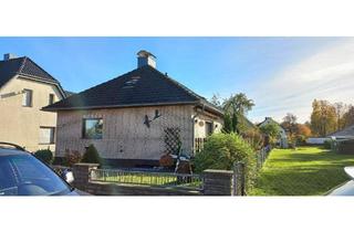 Haus kaufen in 32469 Petershagen, Petershagen - Wohnhaus mit Keller zu verkaufen