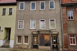 Einfamilienhaus kaufen in 06567 Bad Frankenhausen, Bad Frankenhausen/Kyffhäuser - Haus im Sanierungsgebiet und Grundstück für möglichen Neubau