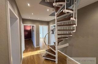 Wohnung kaufen in 45356 Bochold, Tolle Maisonette-Wohnung mit Balkon und Stellplatz