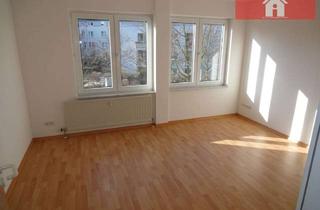 Wohnung kaufen in 14542 Werder (Havel), 4 Zimmer Etagenwohnung mit Blick ins Grüne und viel Platz für Familie oder Arbeit.