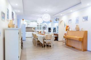 Wohnung kaufen in 79183 Waldkirch, Waldkirch ++ Viel Platz! Großzügige und modernisierte Wohnung in zentraler Lage