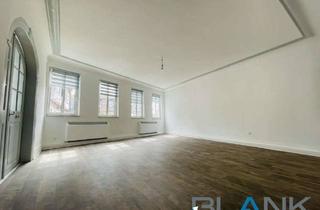 Wohnung kaufen in 71229 Leonberg, Gepflegte 4-Zimmer-Altbauwohnung im Zentrum von Leonberg – modernisiert mit EBK und bezugsfrei!