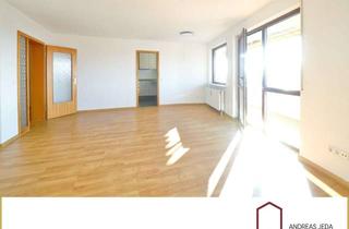 Wohnung kaufen in 74348 Lauffen, Großzügige und sonnige 4-Zimmerwohnung mit 2 Balkonen und Panoramablick in zentraler Lage in Lauffen