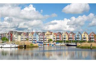 Wohnung kaufen in 17489 Steinbecker Vorstadt, Dachterrasse und exklusive Lage direkt am Yachthafen