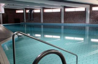 Wohnung kaufen in Steilshooper Straße, 22309 Steilshoop, Helle 2-Zi./51m², Ruhig, BLK, Hallenbad, Sauna, TG in Barmbek-Nord
