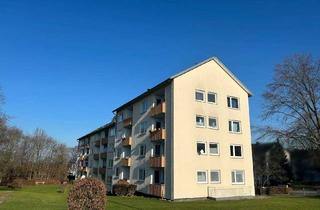 Wohnung kaufen in 32791 Lage, Vermietete 2-Zimmer Wohnung mit Balkon in Lage