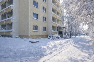 Wohnung mieten in Ernst-Thälmann-Straße, 04571 Rötha, Ideale Singlewohnung für Pendler, Senioren & Studenten + Balkon + Einbauküche + Aufzug!!!