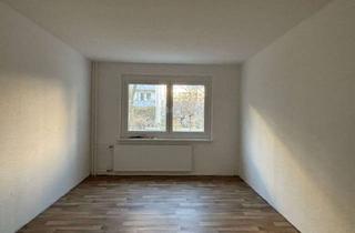 Wohnung mieten in Naumburger Ring 34, 12627 Hellersdorf, Frisch saniert mit neuem Bad und neuen Fenstern!