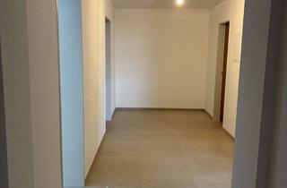Wohnung mieten in Lindachstraße 19, 73235 Weilheim, Helle neu renovierte 3-Zimmer Dachgeschosswohnung in Weilheim an der Teck