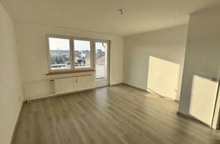 Wohnung mieten in Königsberger Straße 214, 38440 Hageberg, 2 Zi Wohnung mit EBK und Balkon in Wolfsburg-Hageberg