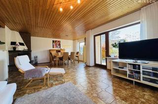 Haus kaufen in 72218 Wildberg, Moderne DHH mit PV-Anlage & Einbauküche – 150 qm Wohnkomfort