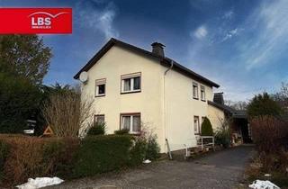 Haus kaufen in 32602 Vlotho, Alles auf Anfang - Handwerker sind willkommen!