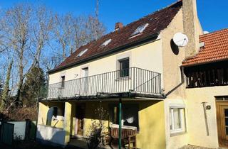 Haus kaufen in 97478 Knetzgau, Ideal für den Renovierer... preisgünstiges, zweigeschossiges Haus mit Balkon, Hof und Nebengebäud